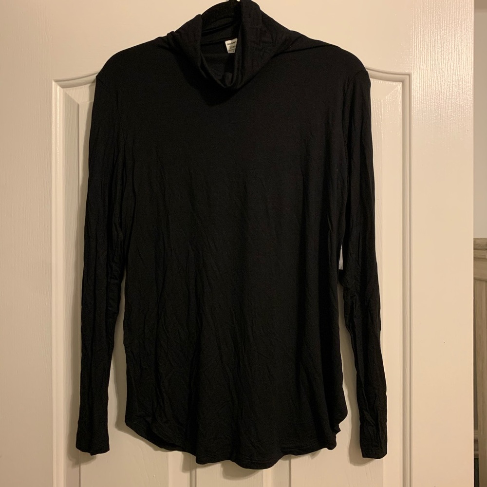 Women’s Loose Fitted Turtle Neck